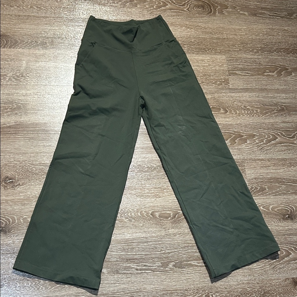 Stylish Forest Green Women's Legging Pant